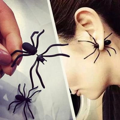 Junge Mädchen 1 Stück Lustige seltsame große schwarze Spinne Ohrstecker Punk-Stil Ohrring Schmuck