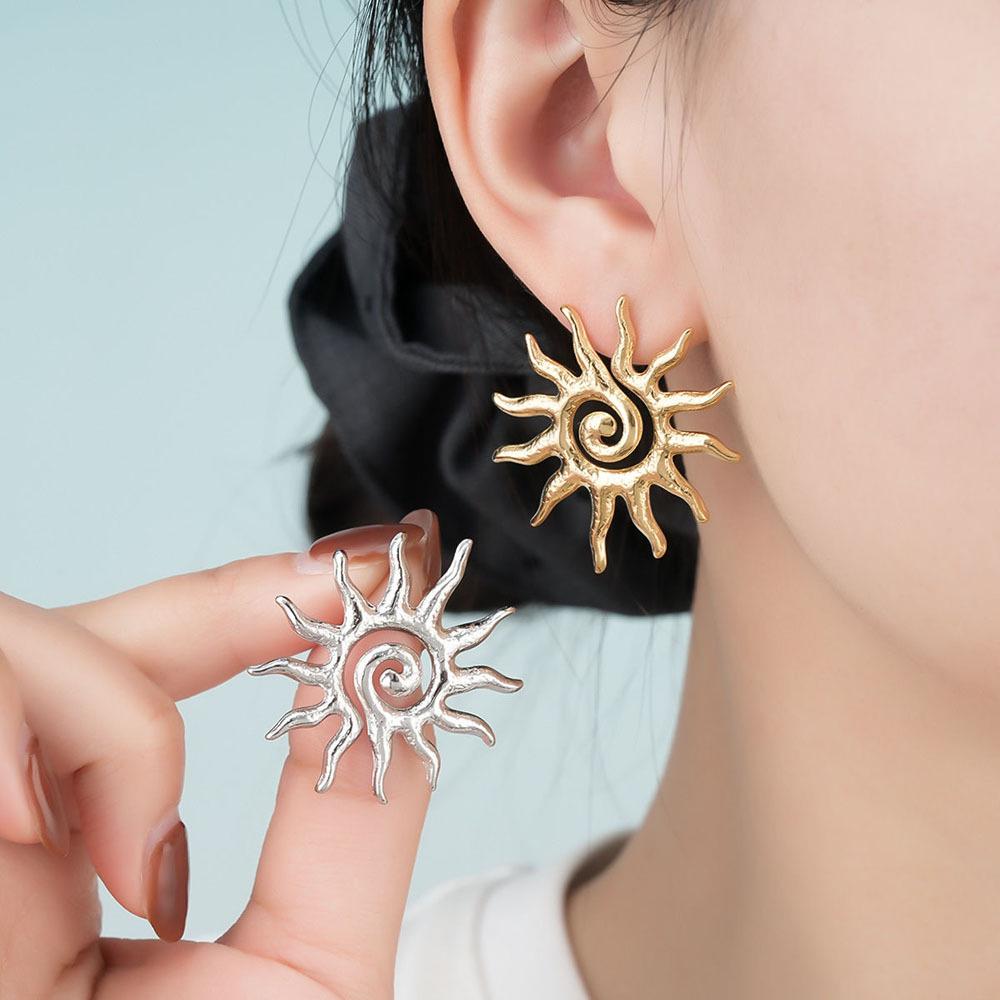 Stylish Sunflower Eye Stud Earrings - Imitation Silver, Versatile Women's Fashion Jewelry for Christmas