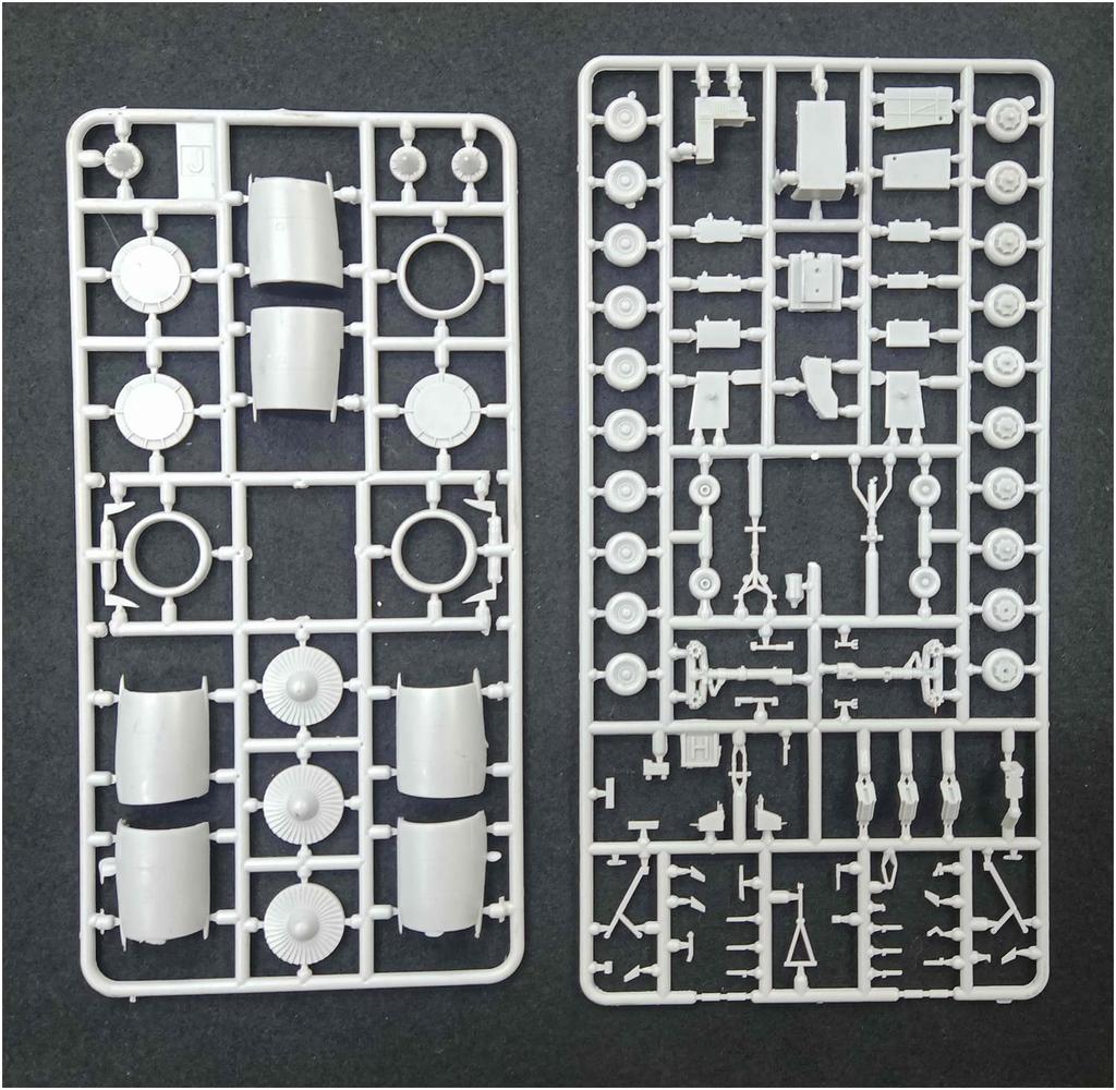 Micromill McDonnell Douglas Plastic Model Kit 1/144 MD-11 P.W. Engine-Equipped MKR144-036