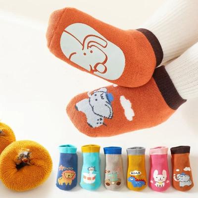 1 Pair Warm Newborn Sock European Style Lovely Cartoon Animal Sock for Toddler Boy Girl Spring Autumn Indoor Non-slip Floor Sock
