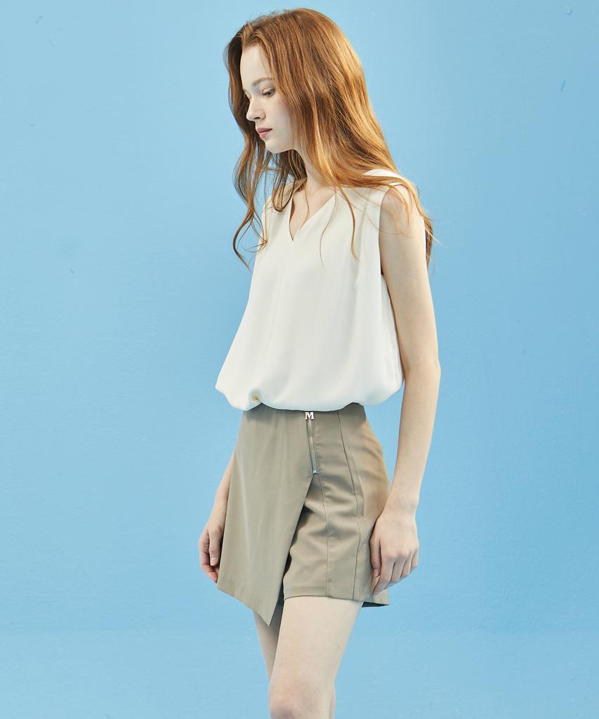 MANAVIS7 Wrap Shorts Khaki Beige
