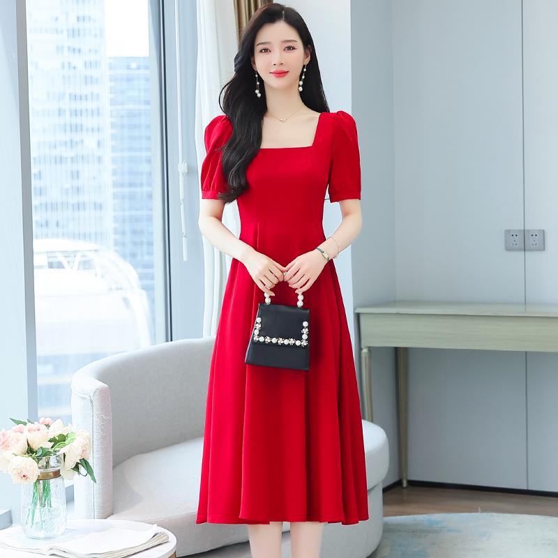 Red Women's Square-Neck Dress: 2026 Summer French Retro Style with Puff Sleeves for Engagements