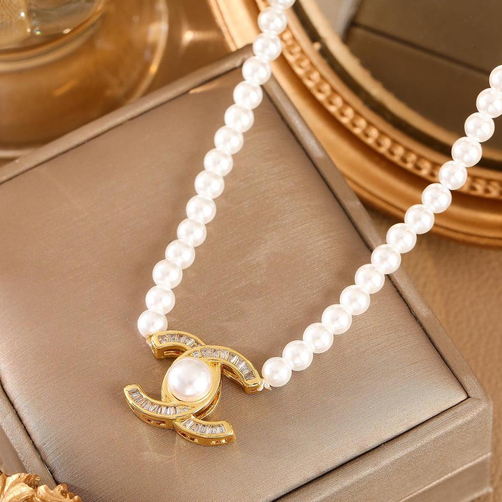 Elegant Double C Pearl Necklace with Zircon Pendant - Versatile Light Luxury Fashion Accessory