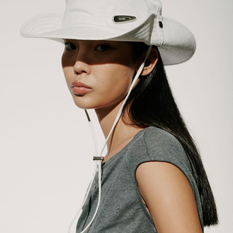 

novaa COWBOY HAT , WHITE WHITE