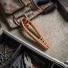 Outil Porte-Clou Portable pour un Positionnement Précis et la Sécurité avec Poignée Ergonomique et Construction Durable pour la Menuiserie et les Projets de Bricolage