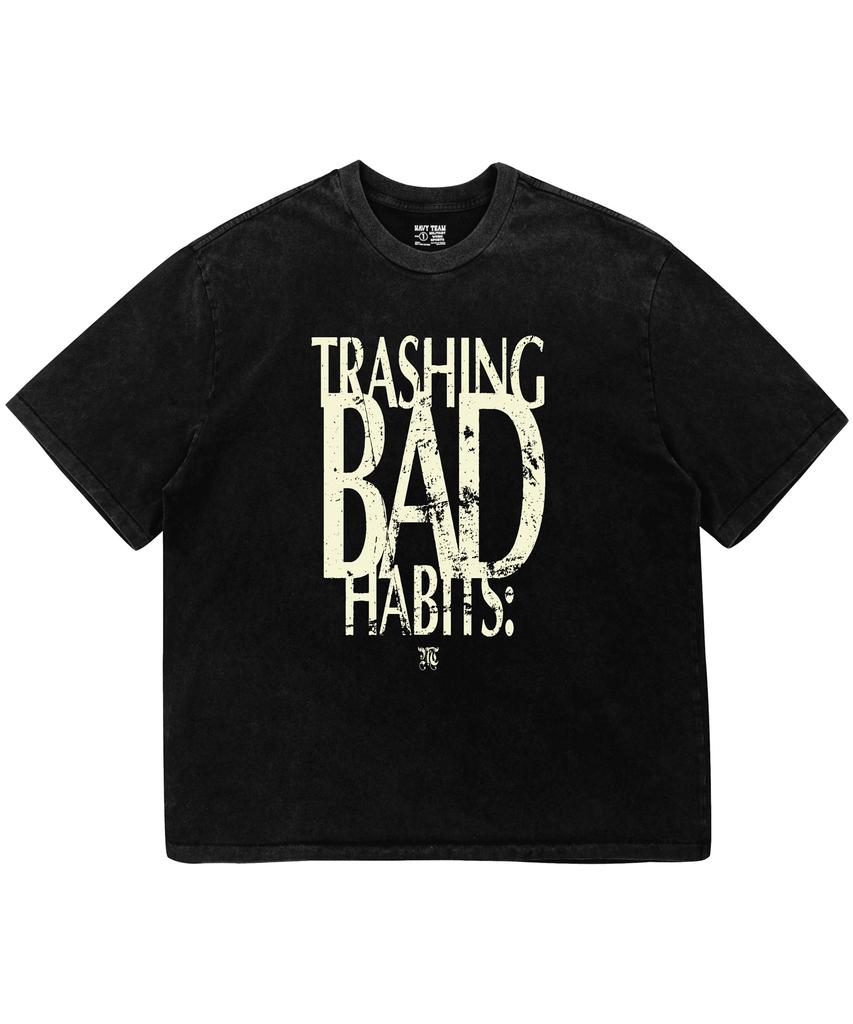 NAVYTEAM Bad Habits Pigmentgefärbtes Kurzarm-T-Shirt