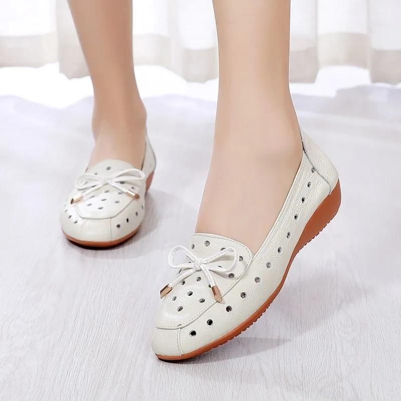 2025 Summer Mom Cowhide Leather Moccasins Woman Slip On Wedges Shoes Designer Breathable Hollow Out Bowtie Ballet Flats