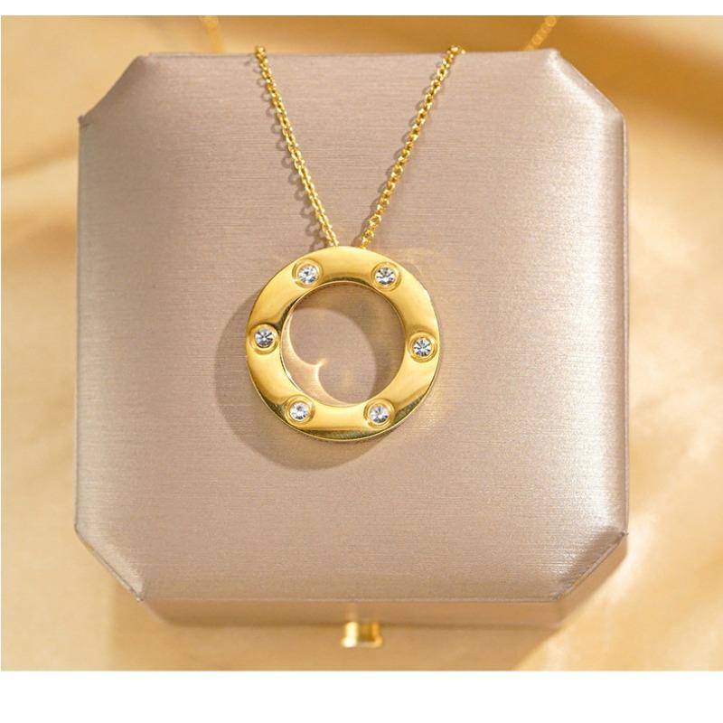 Women Light Luxury Six Diamond Large Round Disc Titanium Steel Clavicle Necklace