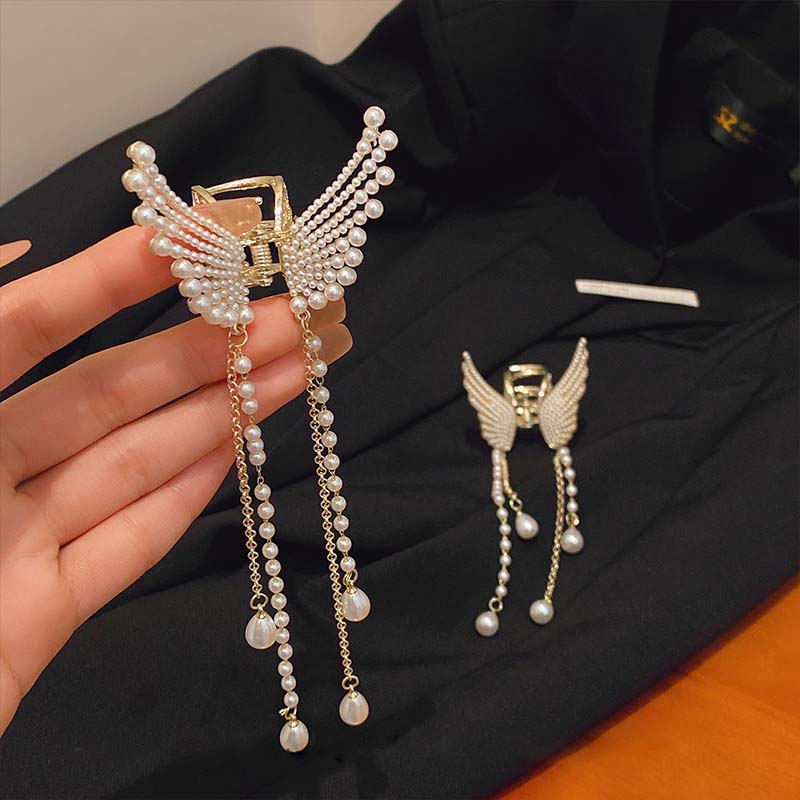 New Butterfly Pearl Tassel Hairpin Women Korean Elegant Metal Chain Side Clip Shark Hairpin Headwear Hair Accessories