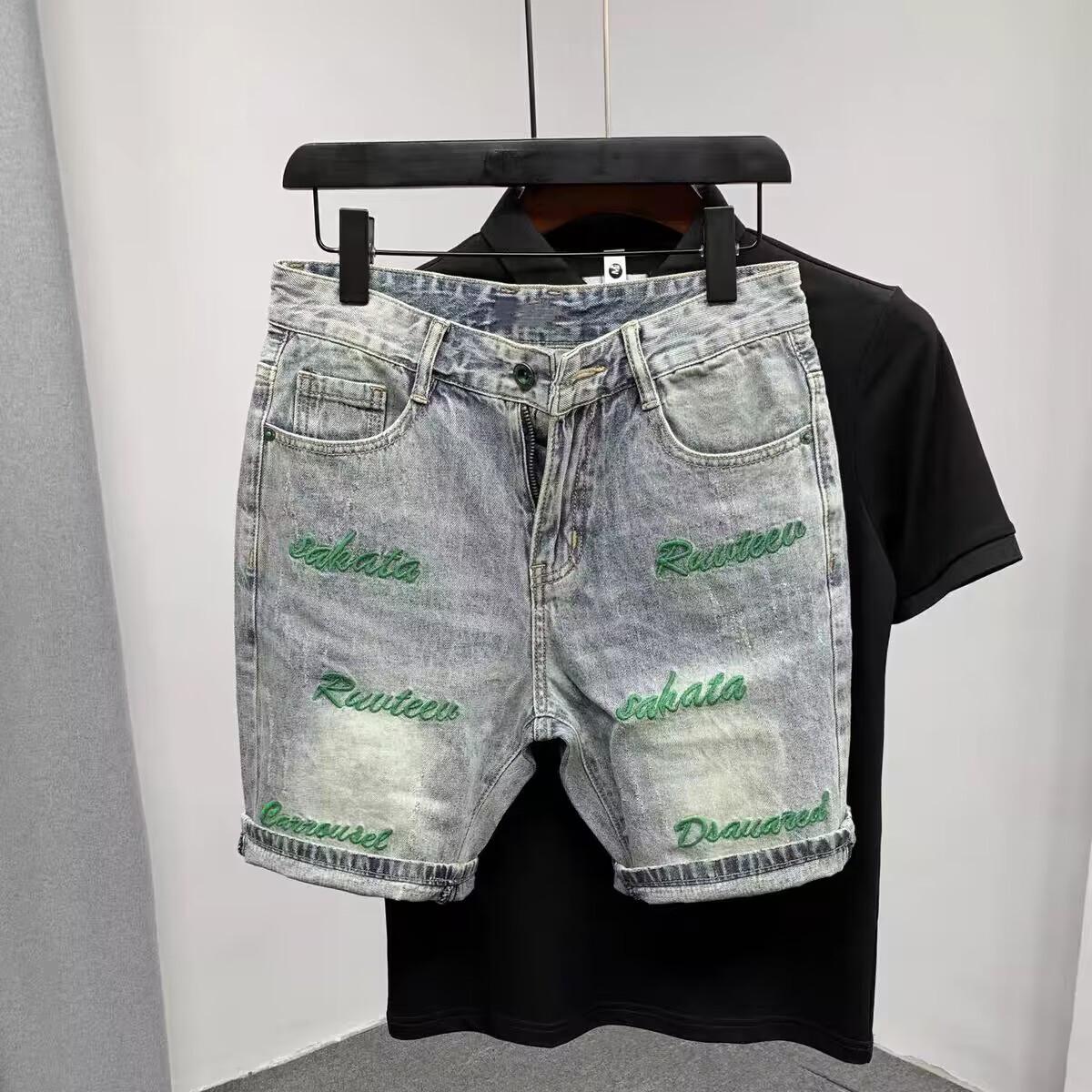 

Модные зеленые облегающие мужские джинсовые шорты с вышивкой, летняя коллекция 2023 г. 29