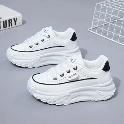 Moda 2024 Nuovi Modelli Scarpe da Donna Suola Spessa Aggiunge Altezza Scarpe Casual Vulcanizzate Antiscivolo e Resistenti all'Usura Scarpe Sportive Casual