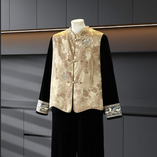 

Mom s Chinese-Style Vest & Jacket Set for Middle-Aged Women - Elegant Frog Button Design, Ideal for Spring & Autumn 4XL