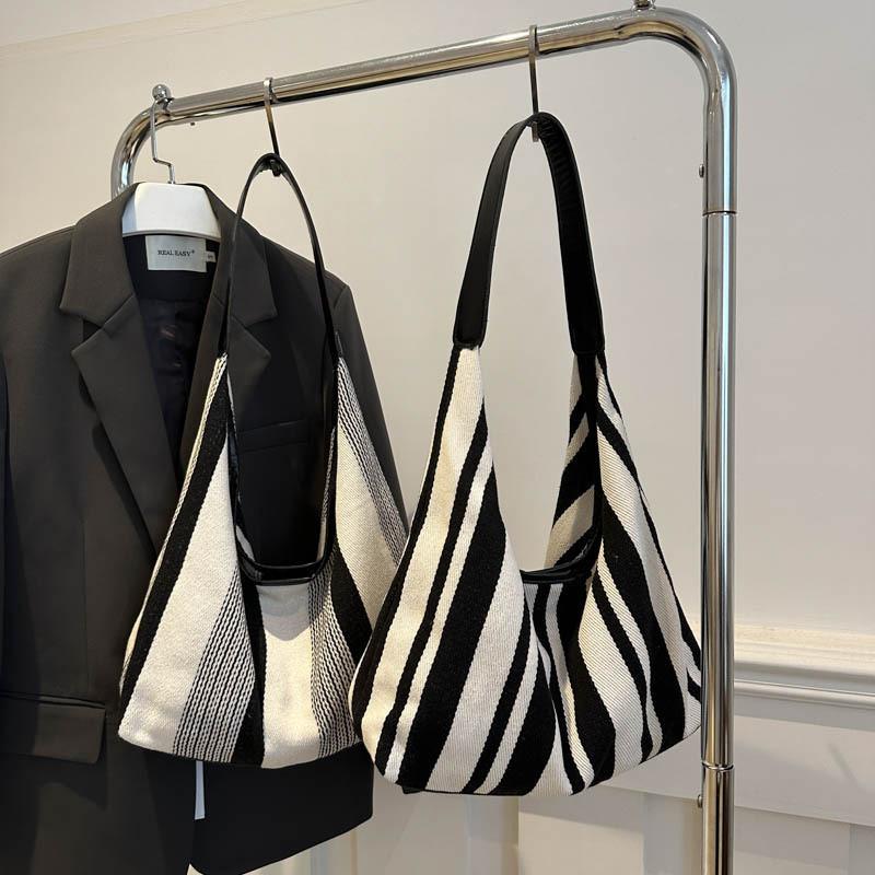 Fashionable 2024 Large Capacity Striped Canvas Tote Handbag For Daily Use