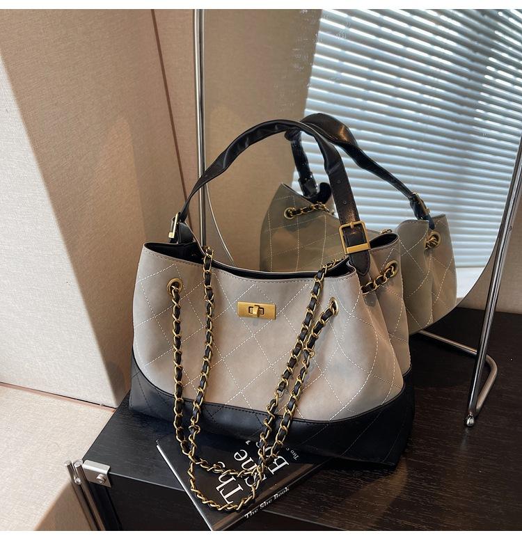 

Сумка-цепочка ромбовидной формы женская большой вместимости новая летняя повседневная нишевая на плечо, мессенджер, сумка-тоут серый