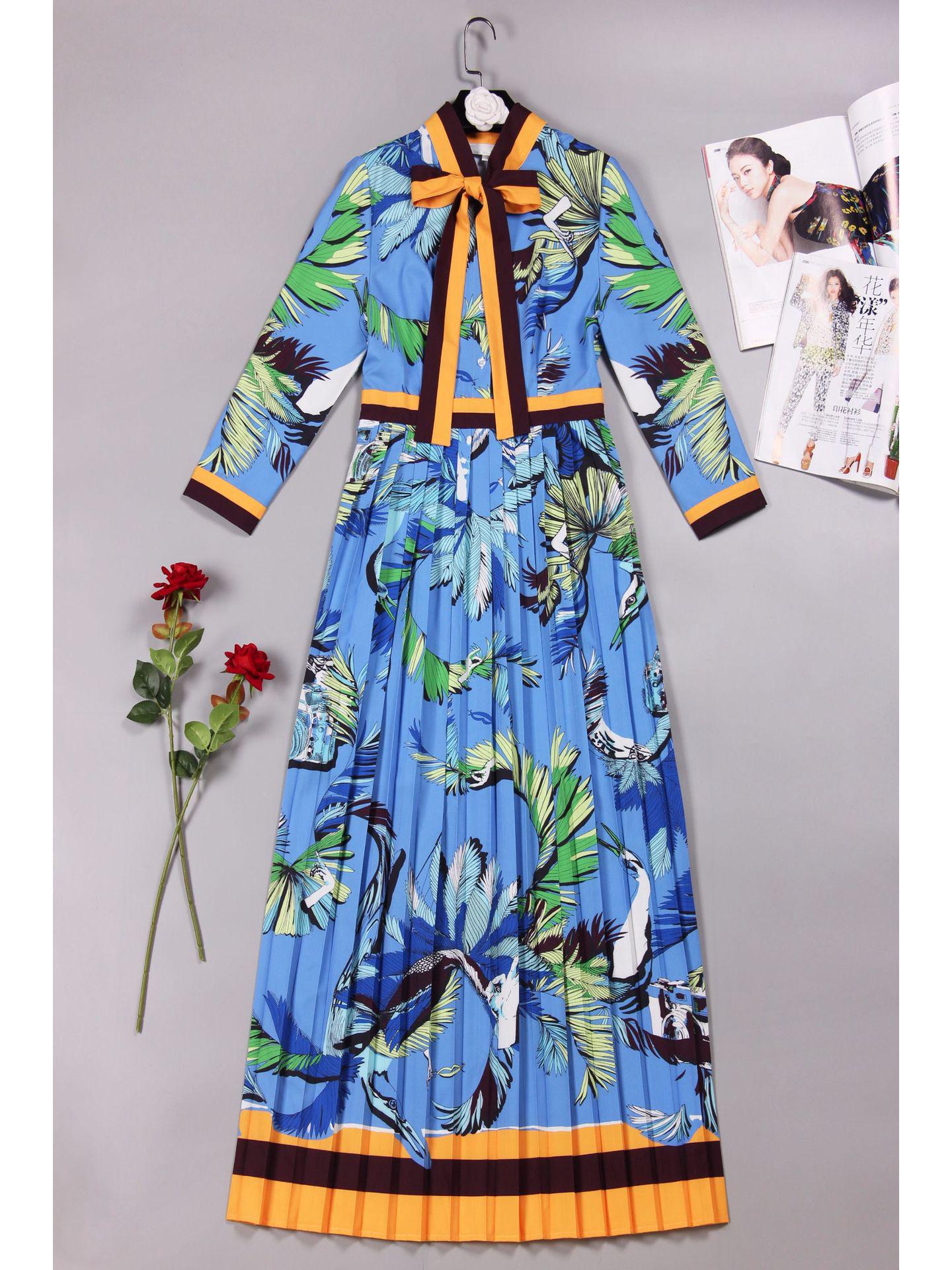 

Женское платье-юбка плиссе с синим принтом на весну/лето 2025 года в отпускном стиле с завязками S