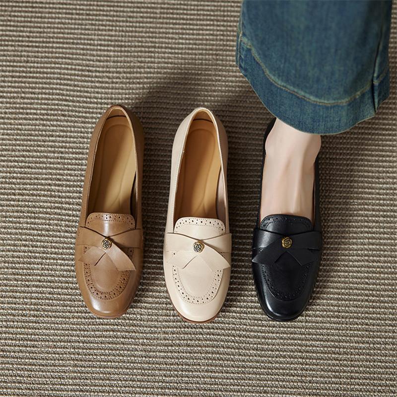 Fashion New Spring/autumn Genuine Leather Women Shoes Bow Loafers Round Toe Shoes for Women Fashion Brogue Designs Low Heels Women Pumps