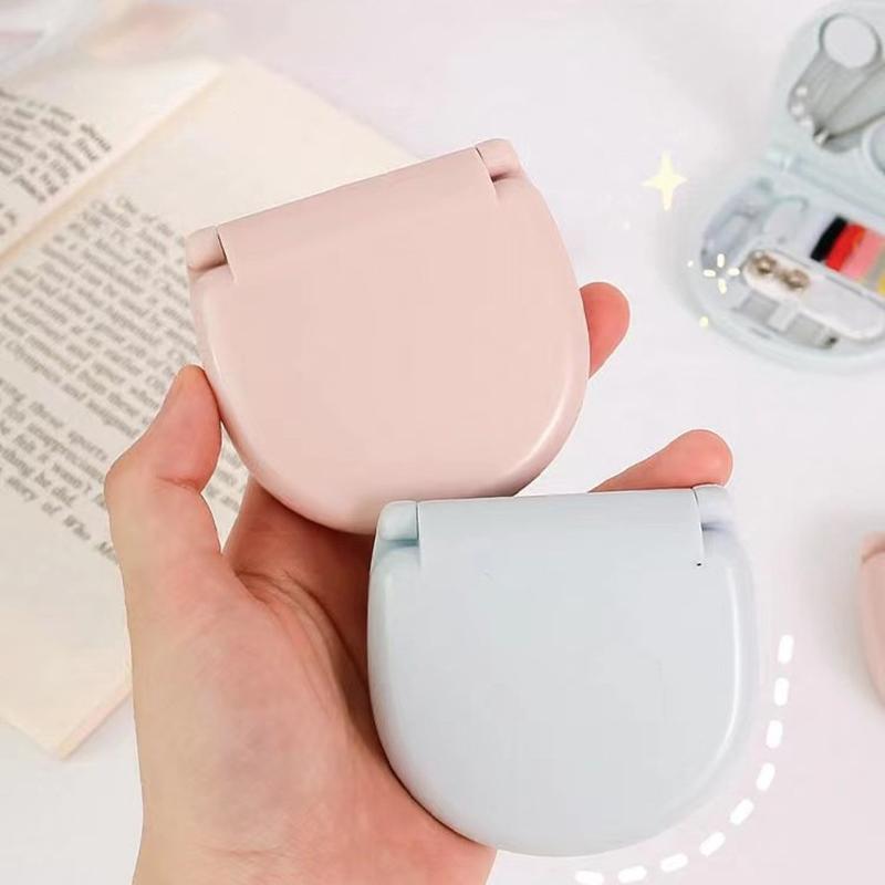 1Set Knöpfe Pins Aufbewahrungsboxen Nähkasten Haushalt Tragbarer Reise Mini Nähset Schere Fingerhut Nadelfäden Box Set