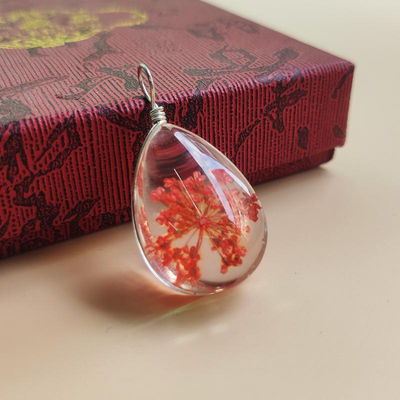 "European and American Bestseller: Dried Flower Pendant with Crystal, Tree of Life Water Drop Necklace."