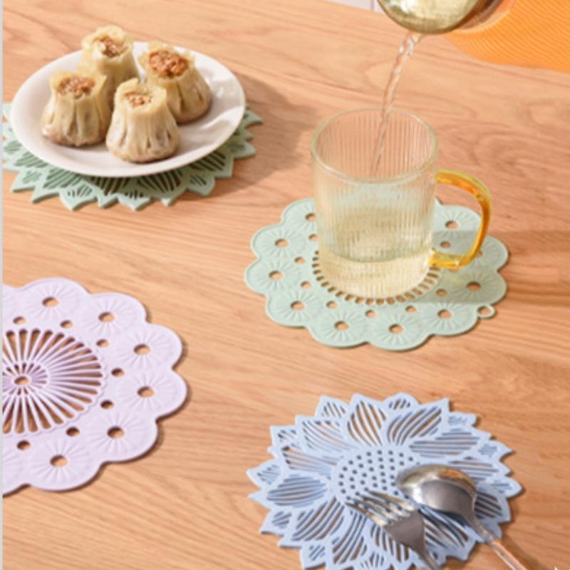 Silicone Flower Coasters Heat Insulation Anti-scald Waterproof Mats Creative Scandinavian Style Coffee Coaster Kitchen Accessory