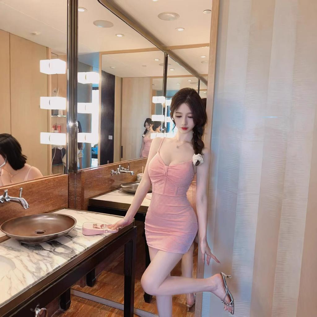 Autumn and Winter Sexy Celebrity Low-cut Hip-wrapped Short Cotton High-elastic Base Solid Color Versatile Suspender Dress Women