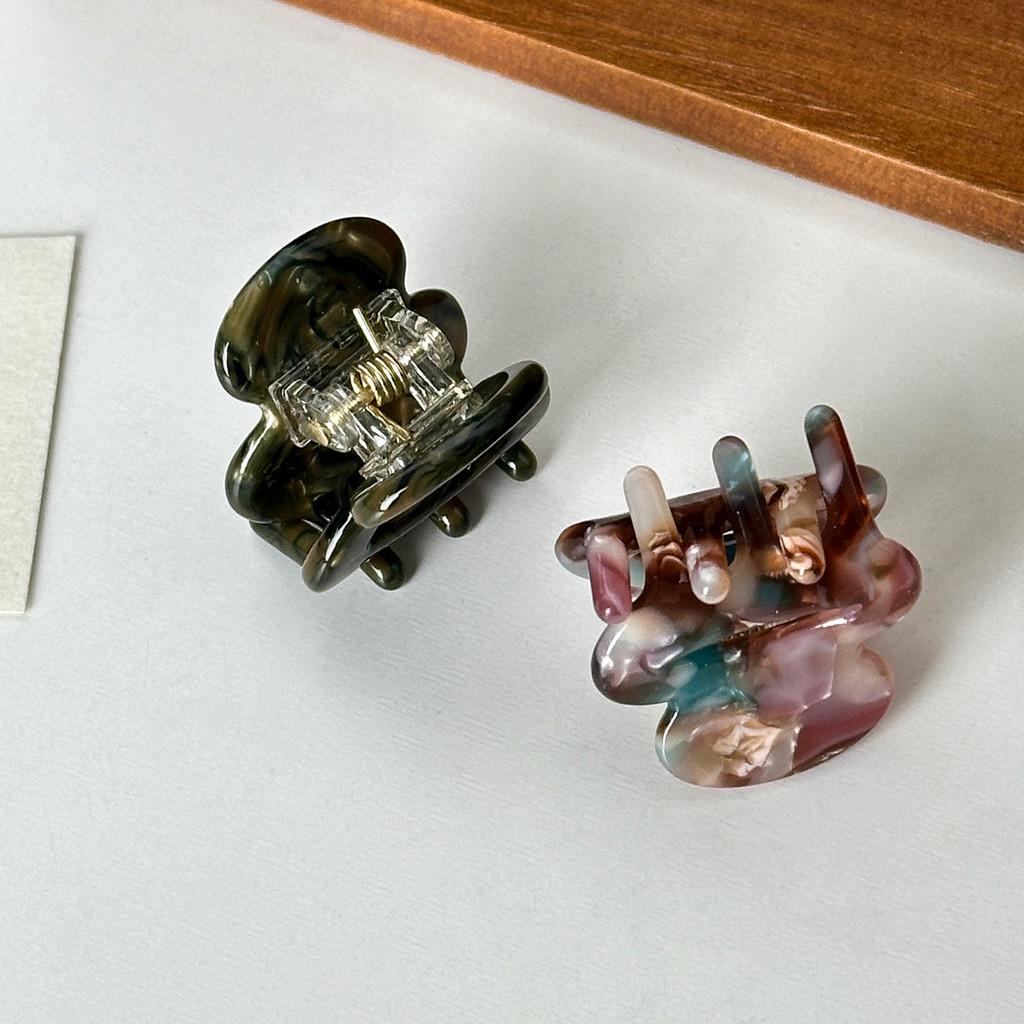 Geometric Hair Adorable Claws In Vibrant Colors For Fashionable Hair Womens