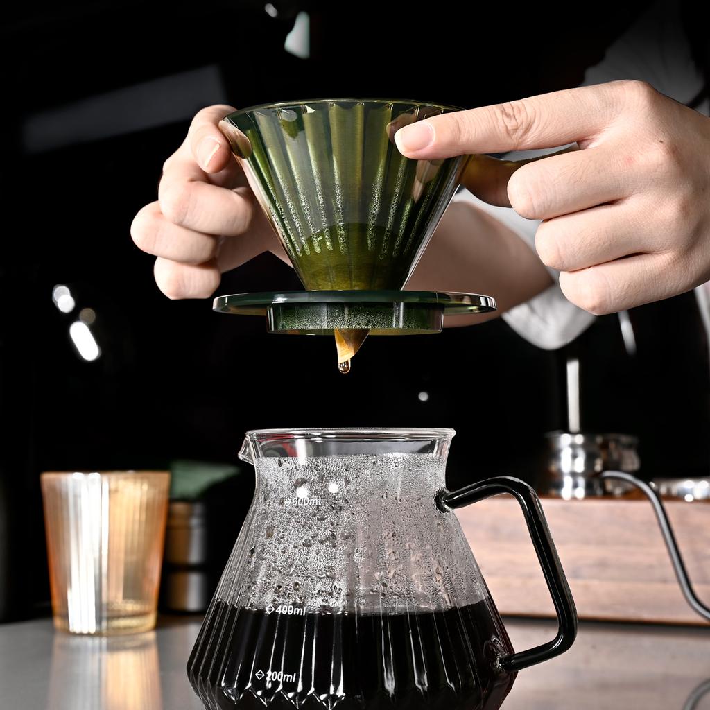 Wielorazowy 1-2 filiżanki V01 Dripper do kawy Żywiczny filtr do kawy do przelewania Barista Parzenie kawy Lejek do kawy Kubek filtrujący Ręczne przelewanie