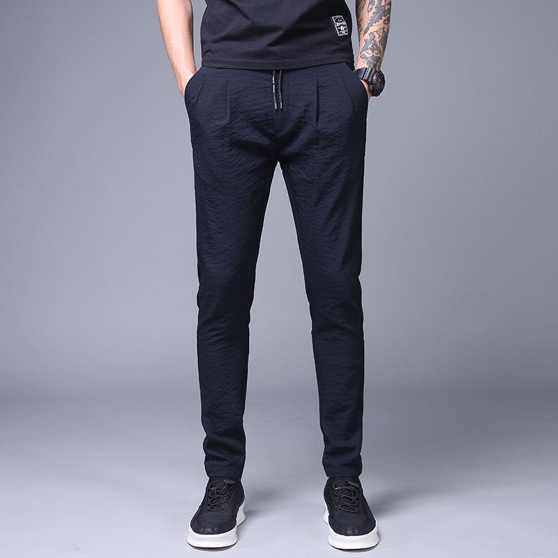 2023 Men's Loose Ice Silk Pants: Lightweight Korean-Style Trendy Summer Casual Straight Nine-Point Trousers.