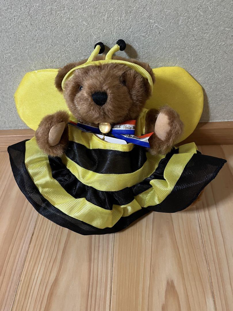

[USED] Huis Ten Bosch Teddy Bear with Tags, Excellent Condition, Comes with Bee Suit, Kingdom Limited Edition