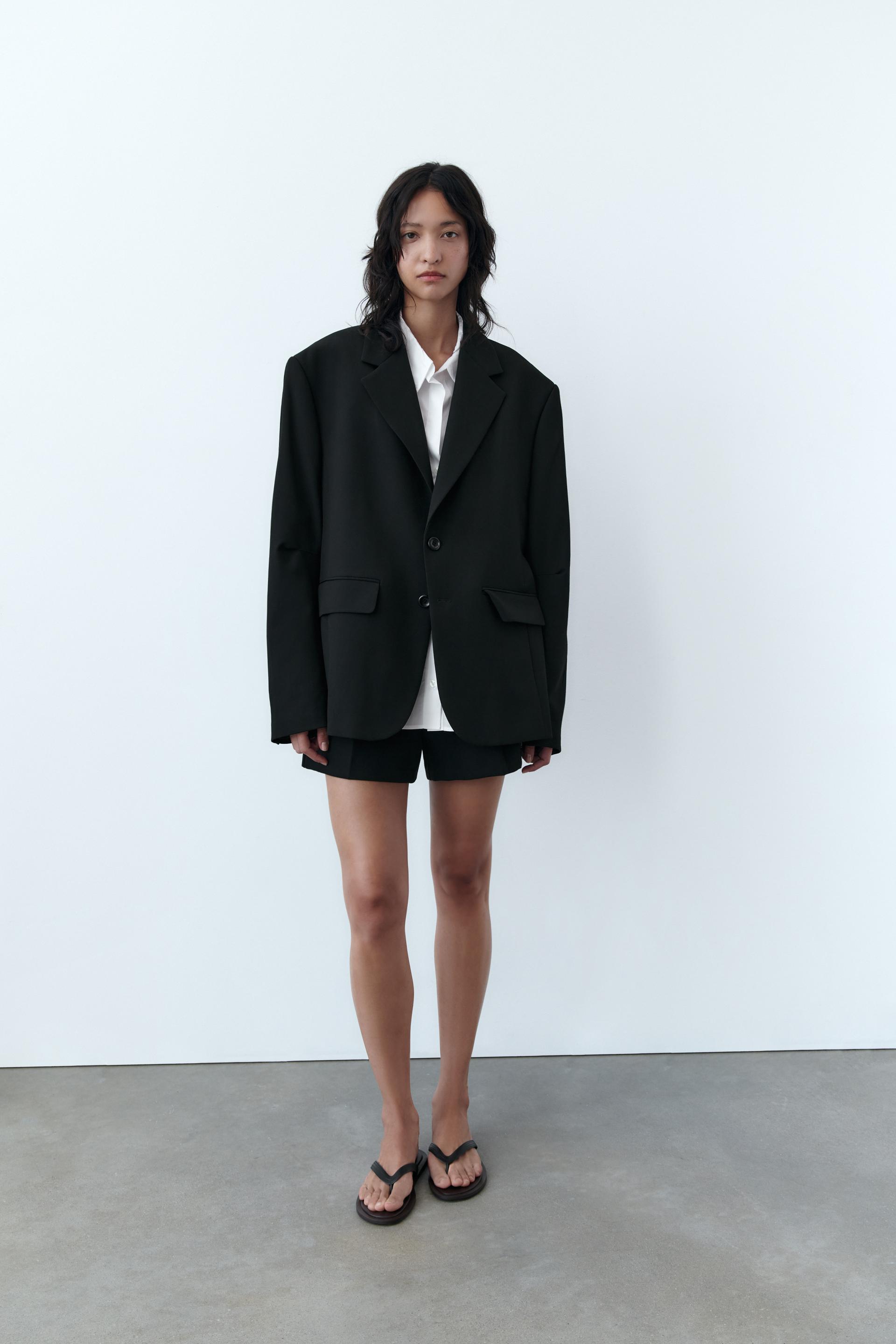 

САНДАЛИИ НА ПЛОСКОЙ ПРОРЕЗИНЕННОЙ РЕЗИНЕ