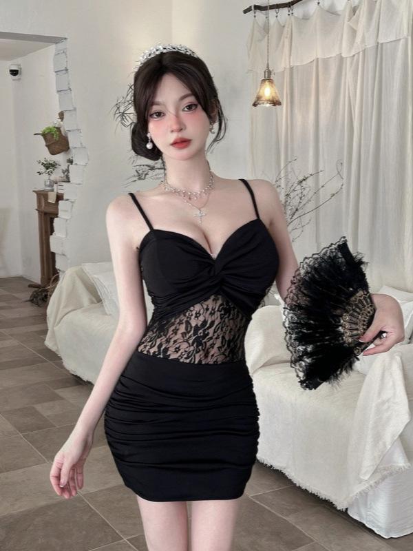 Sexy Spaghetti Strap Lace Patchwork Dress - Slimming Low-Cut with Cut-Out Design for Nightclubs