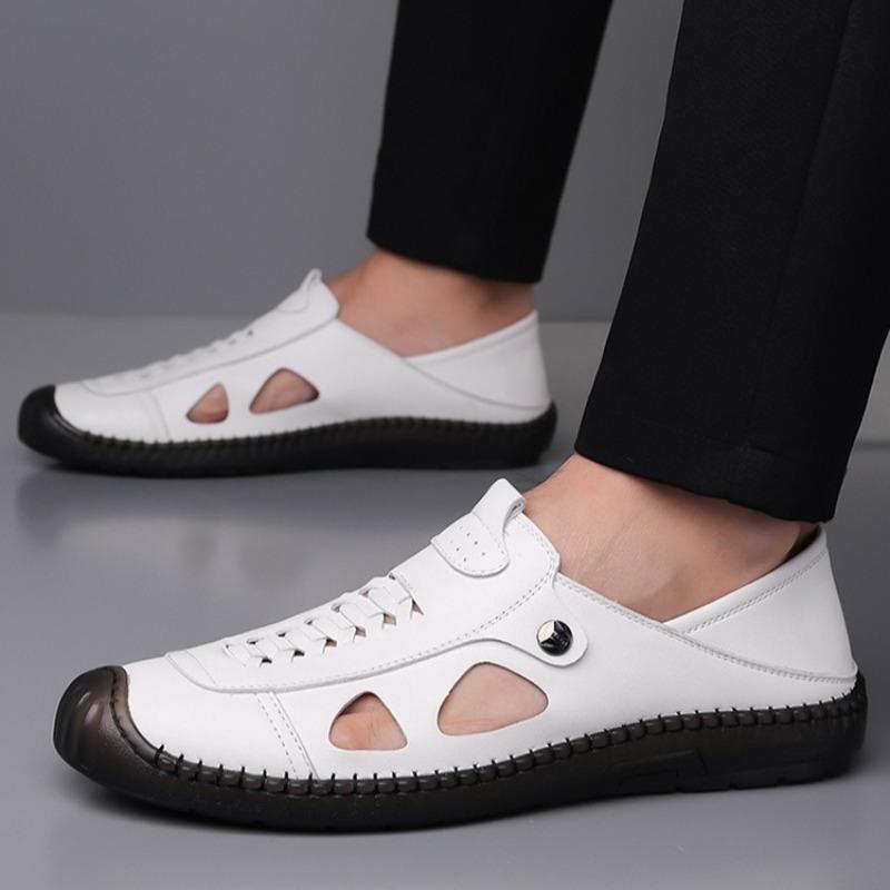 Mens Handmade Leather Sandals Fashion Outdoor Casual Sandals New Breathable Hollow Out Men Sandals Non Slip Flat Beach Sandalias