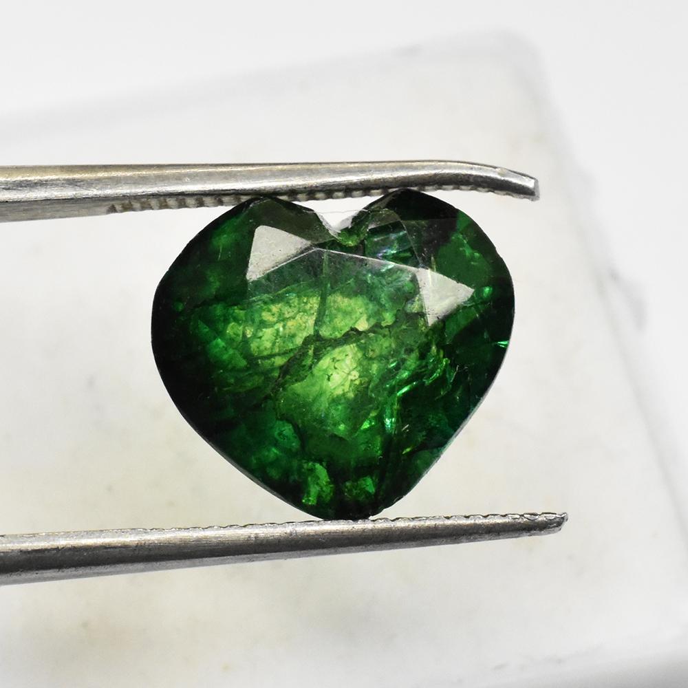 Natural Green Emerald Loose Gemstone Heart Cut 5.55 Ct for Jewelry Making and Gem Collections