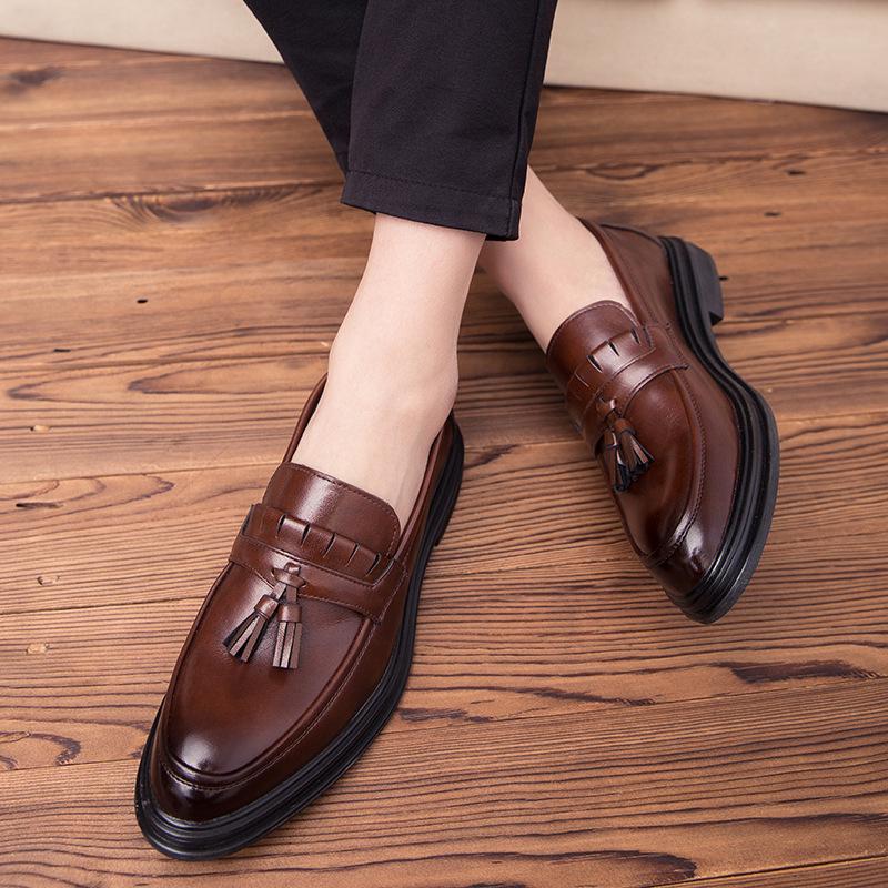 Korean-Style Men's Casual Leather Loafers - Youthful, Versatile, and British-Inspired Slip-On Shoes