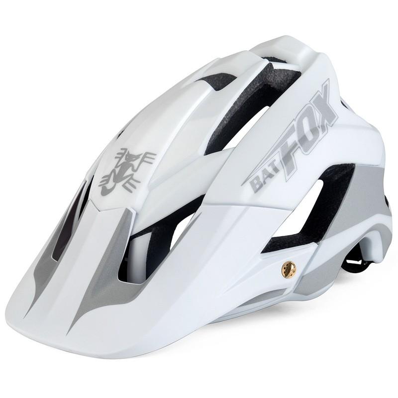 Adult Cycling Helmet Integrated Molded EPS PC Safety Gear With Reflective Stripes Mountain Bike Road Riding White