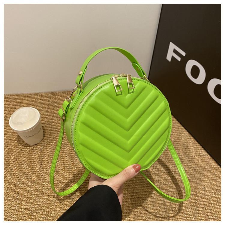 

Modern Solid Color Round Handbag For Women Ideal For Daily Use And Fashionable Outings фарби люмінесцентні зелений колір