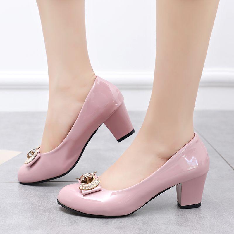 Mode Strass Damen Pumps Frühling und Herbst High Heels Schuhe für Damen Koreanischer Stil Großhandel Schnelle Lieferung Urlaub 39 Schuhe