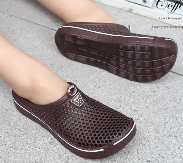 

2025 summer new couple hole shoes sandals slippers bird s nest home beach light and comfortable large size 45 коричневий