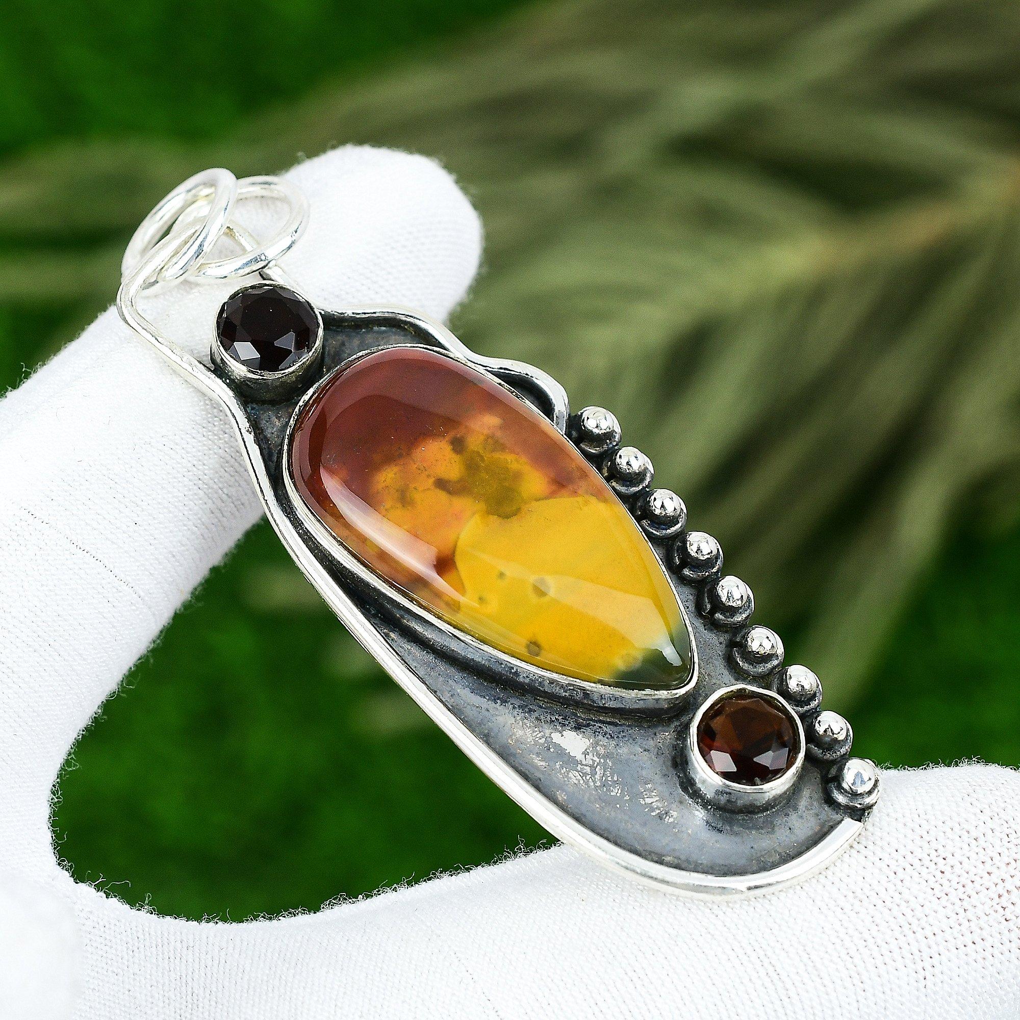 

Натуральный камень Кровавик Подвеска Зеленый 925 Стерлинговое серебро Индийские украшения