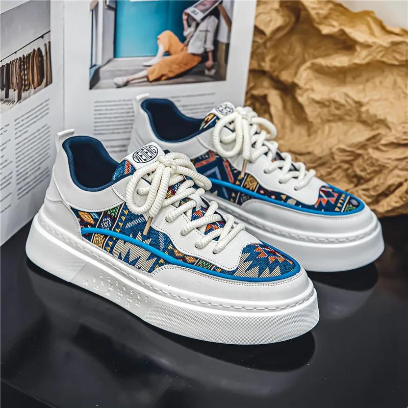 Fashion 2024 New Fashion Men Outdoor Casual Shoes Comfortable Durable Thick Sole Sneakers Breathable Lace Up Flat Shoes Free of Shipping