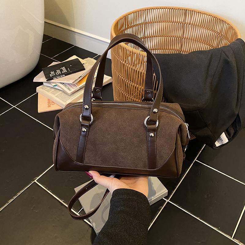 Casual Large Capaci Suede Bag Women New  Retro Brown Commuter Shoulder Bag Pillow Bag Purses and Handbags