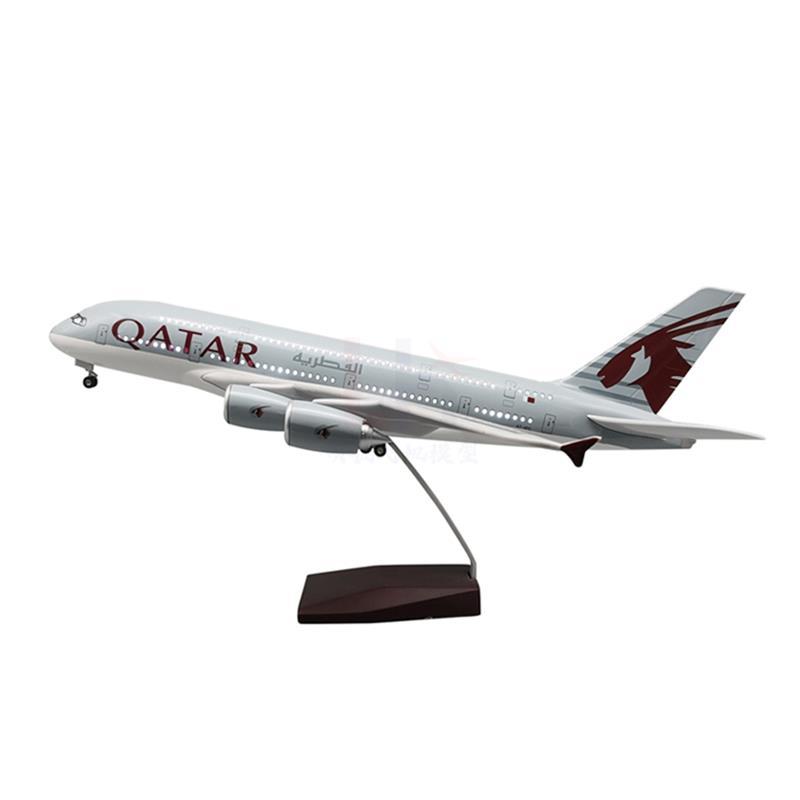 Airbus A380 Qatar Airways Voice Controlled LED Lighting Simulation Civil Aircraft Model Airplane Model Airplane Model Gift