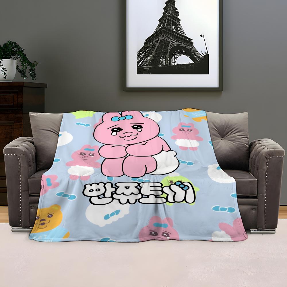 Character Opanchu Usagi Throw Kid-Friendly Flannel Throw Blanket Soft Warm Anti-Static Washable All Season