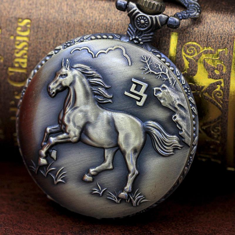 Hollow Out Horse Vintage Carved Quartz Pocket Watch Clock Fob With Chain Pendant Necklace Gifts Relief Watch With Numerals