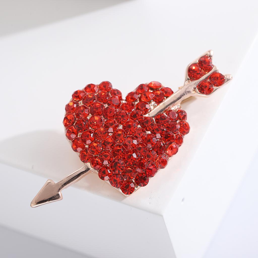 Rhinestone Love Brooches for Women Unisex Enamel Heart Pins Banquet Party Backpack Gifts Jewelry Accessories