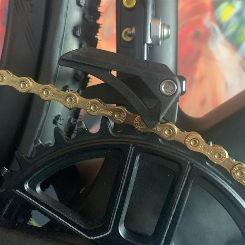 Effizienter Kettenspanner aus Aluminiumlegierungen für Fahrräder, leichter Kettenstabilisator für gleichmäßiges Fahren und lange Nutzungsdauer