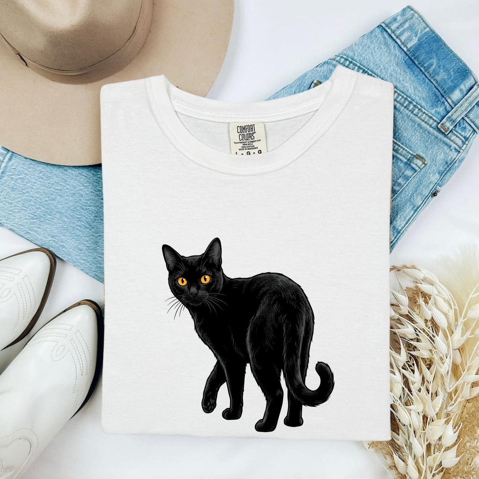 Black Cat Shirt Cat Autumn Gift Women Cartoon Tee Kitty T-Shirt Cat Fan Feline Tshirt Fall Graphic Line Art Shining Eyes Tshirt XL