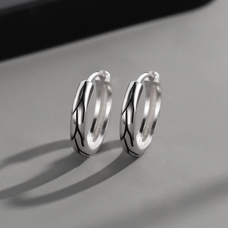 

Men s Retro Striped Stud Earrings - Fashionable, Trendy, and Unique Ear Cuffs