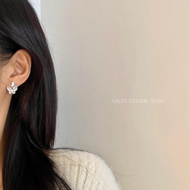 Korean Zircon Hollow Butterfly Earrings - Exquisite, Light Luxury Studs for Women