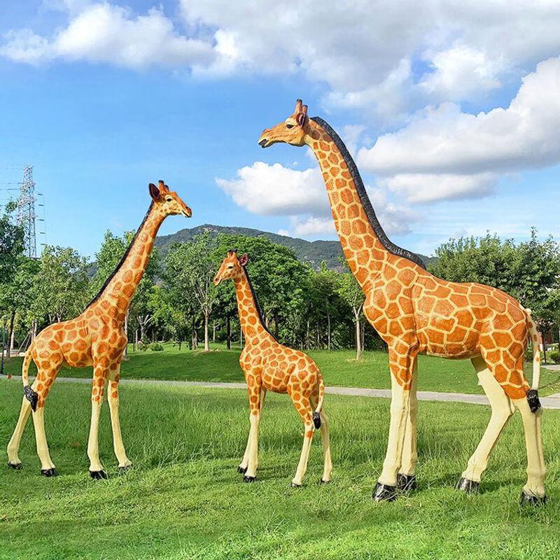 Outdoor Fiberglass Giraffe Sculptures
