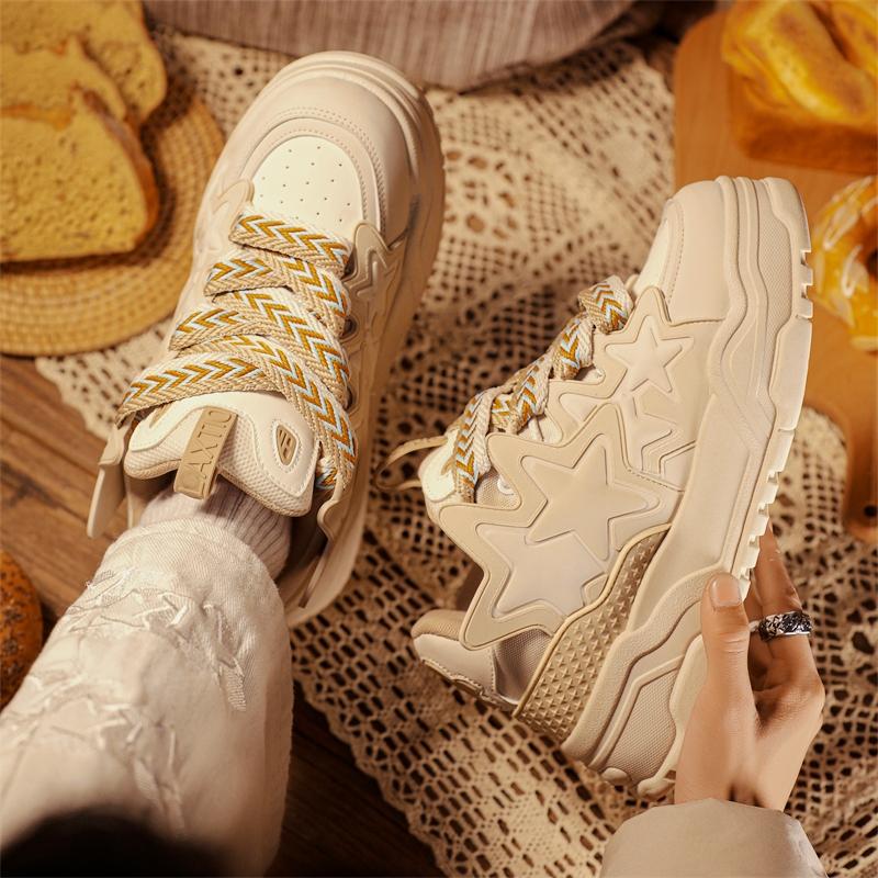 Spring and Autumn Season New Thick Sole Heightened Cake Shoe Small Series Star Bread Shoes Solid Color Women's Outdoor Flat Shoe